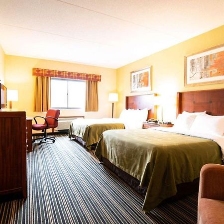Quality Inn Cromwell - Middletown Exteriör bild