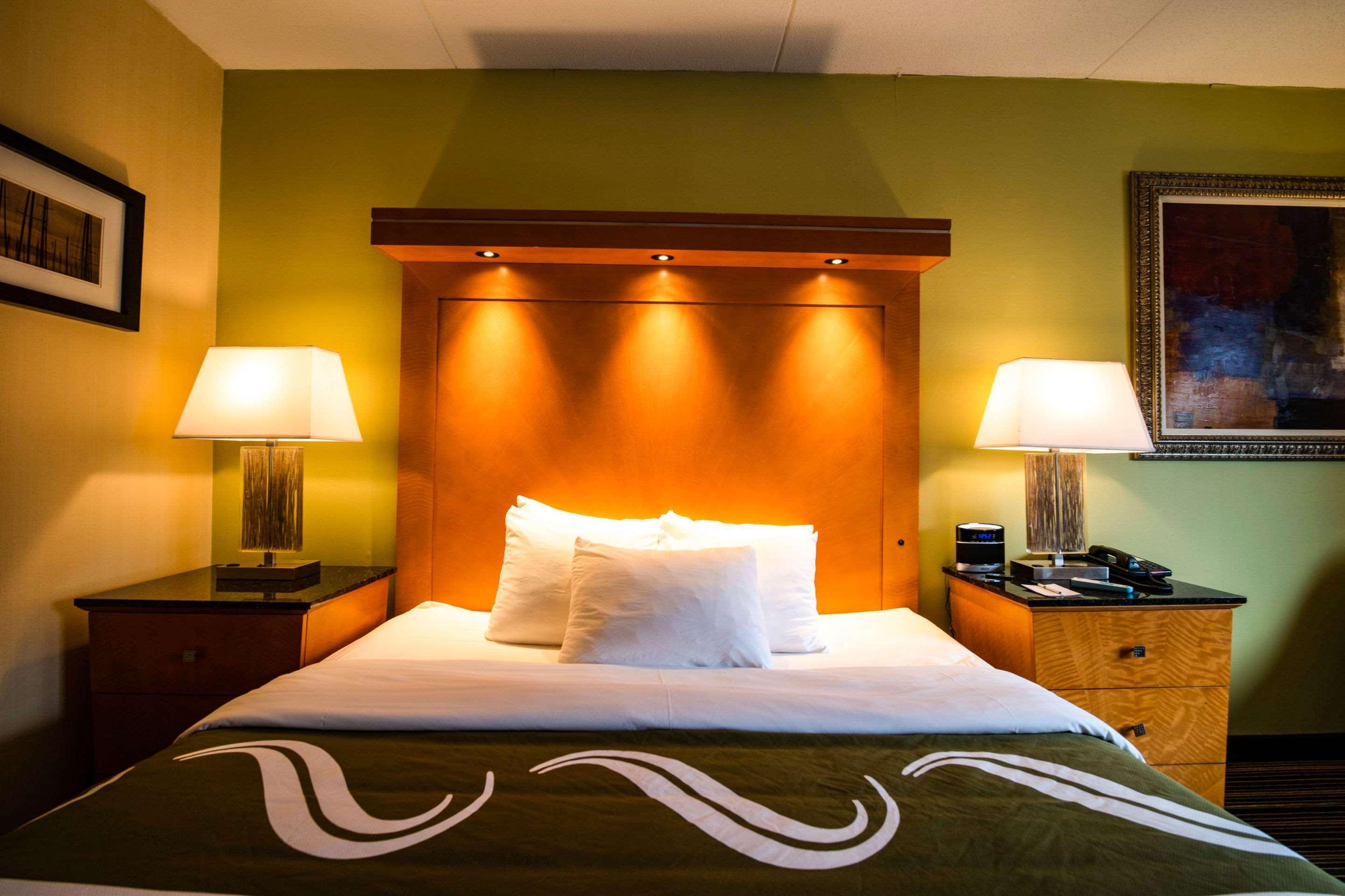 Quality Inn Cromwell - Middletown Exteriör bild