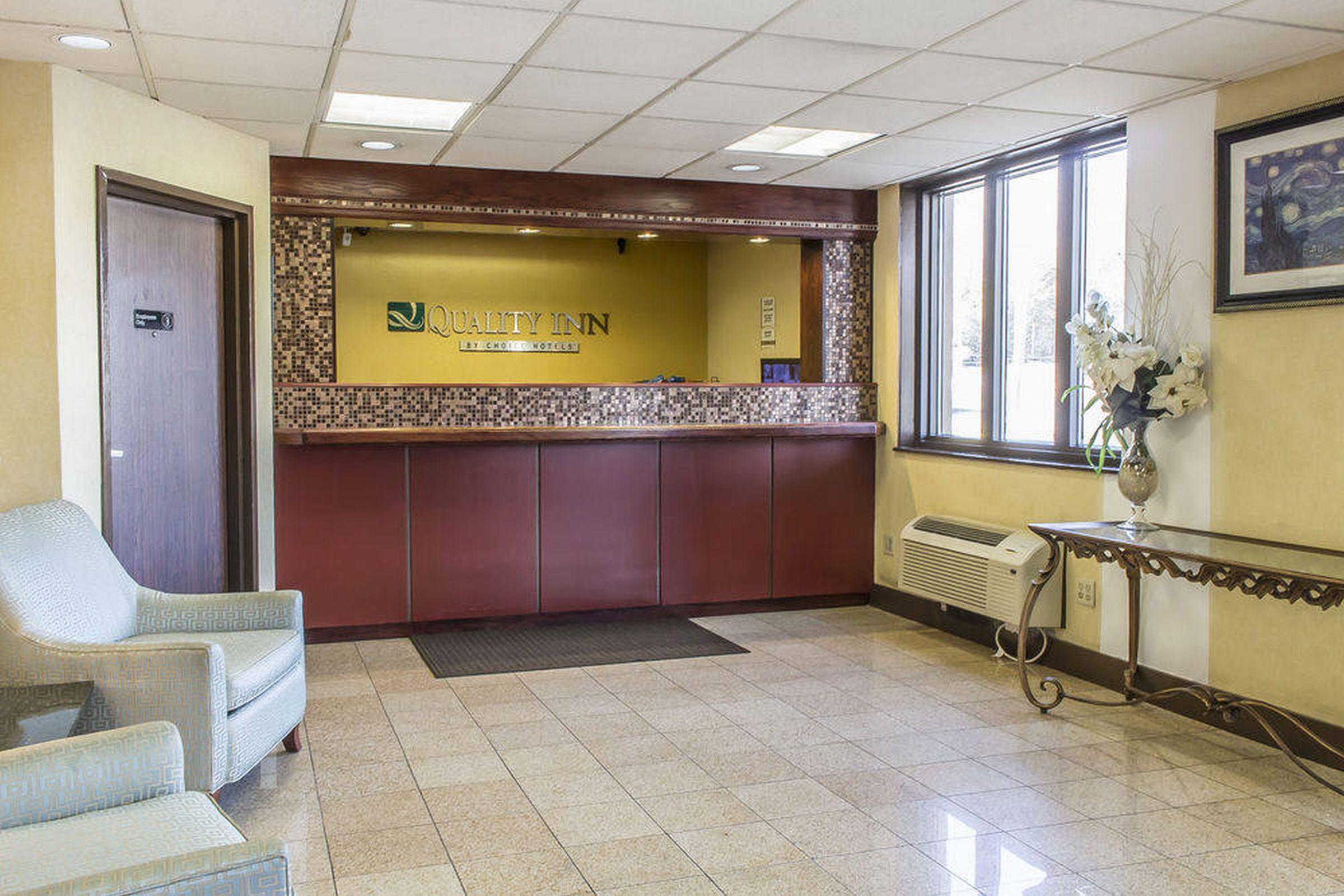 Quality Inn Cromwell - Middletown Exteriör bild