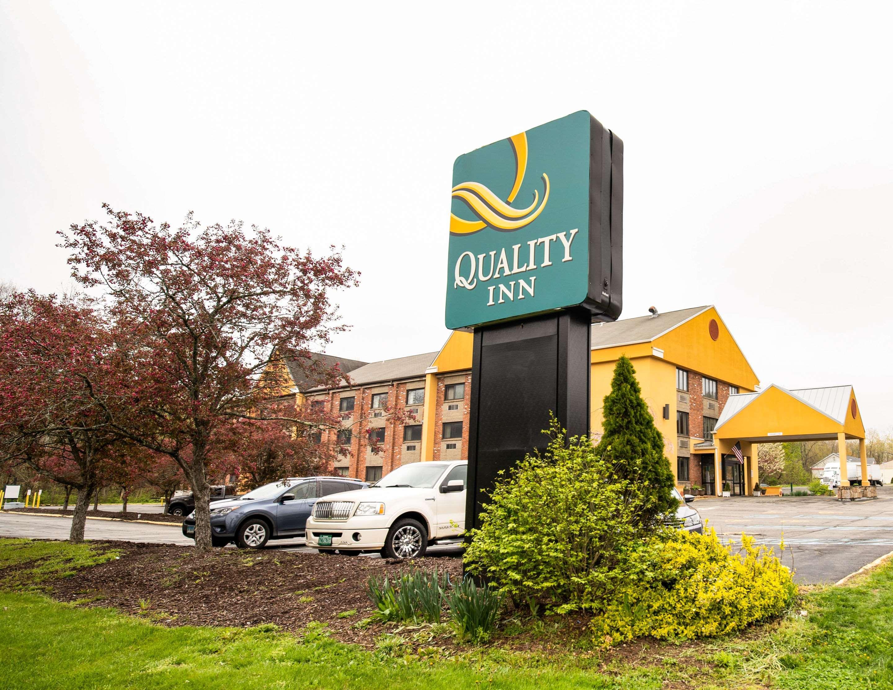 Quality Inn Cromwell - Middletown Exteriör bild