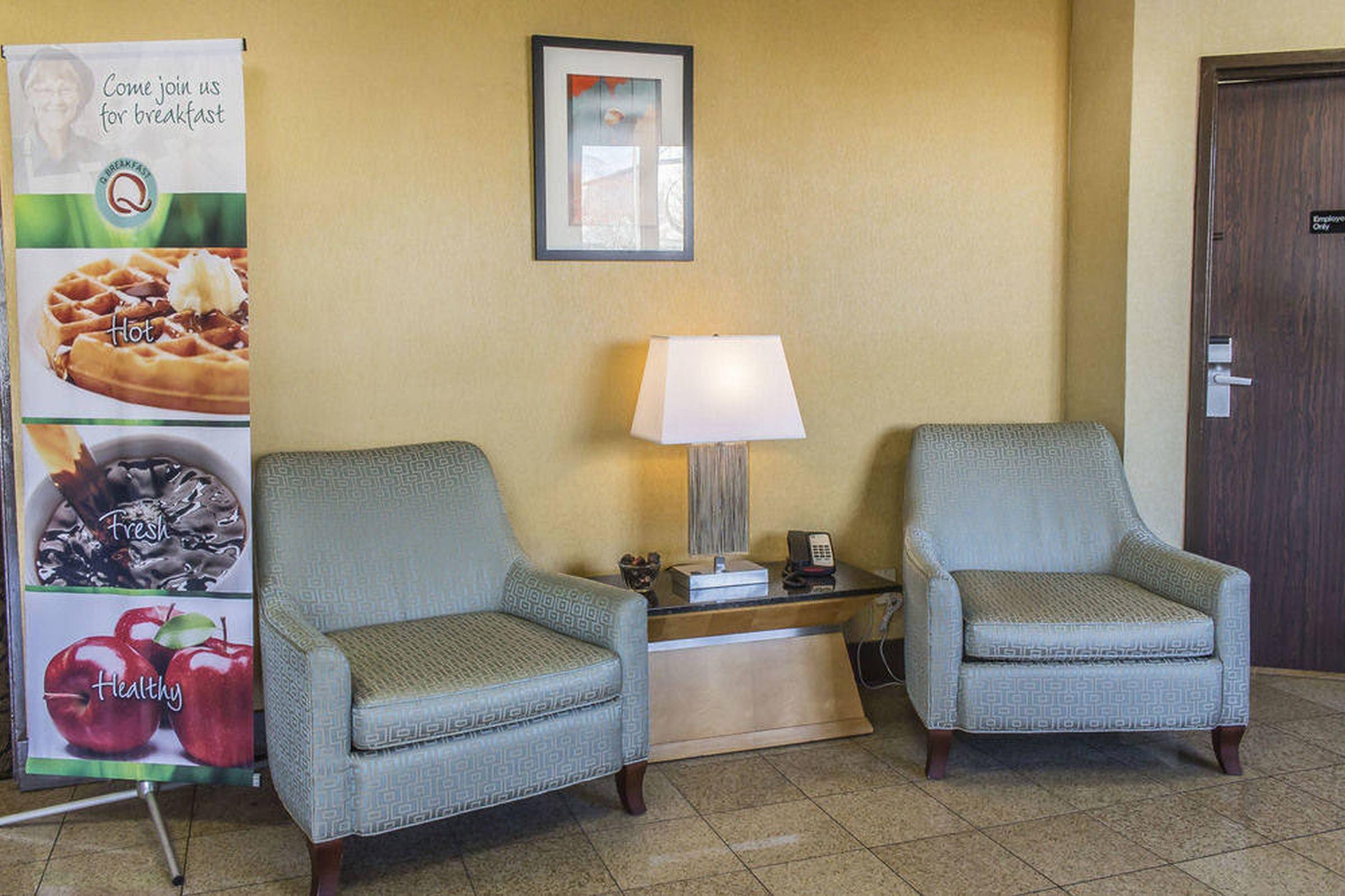 Quality Inn Cromwell - Middletown Exteriör bild