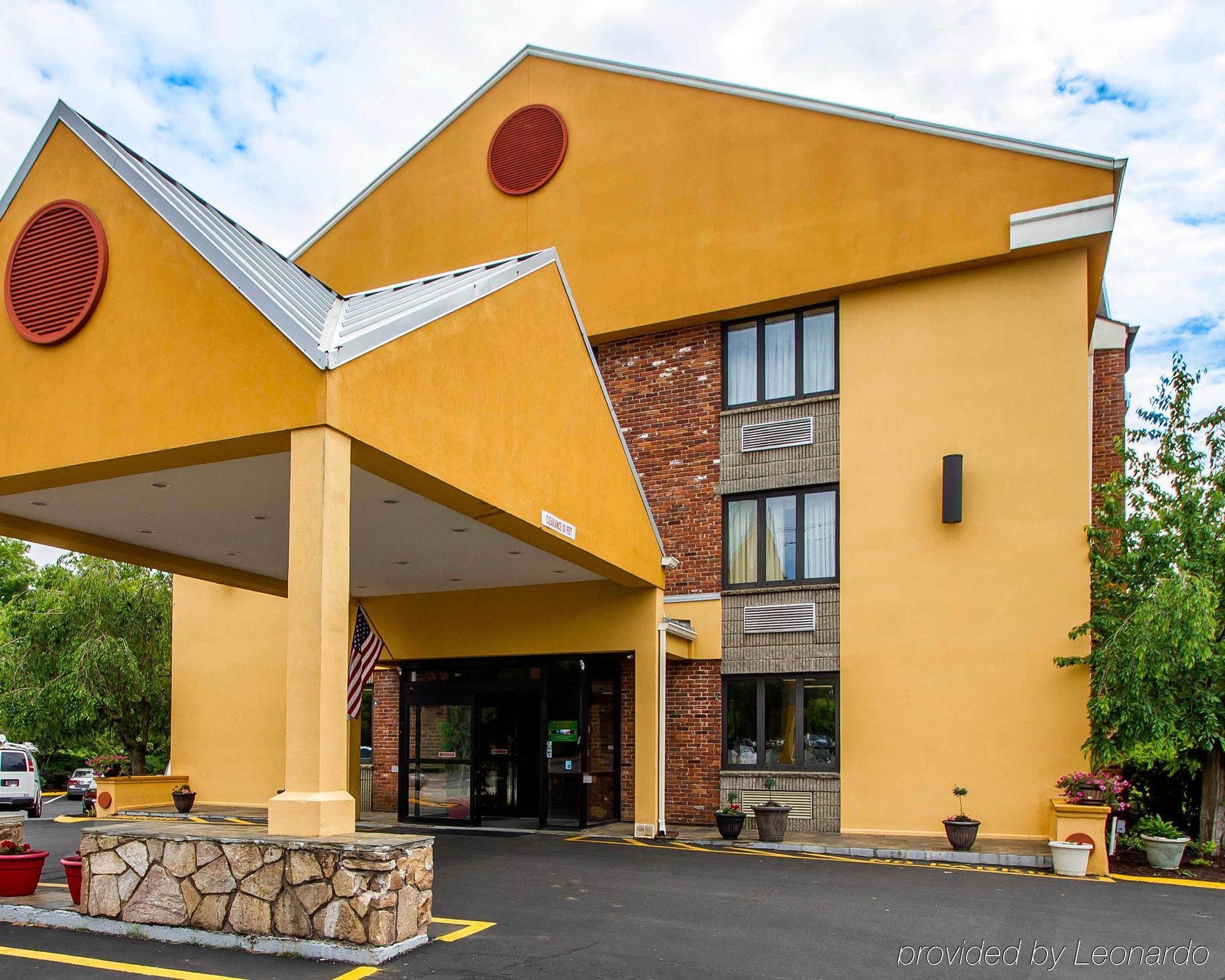 Quality Inn Cromwell - Middletown Exteriör bild